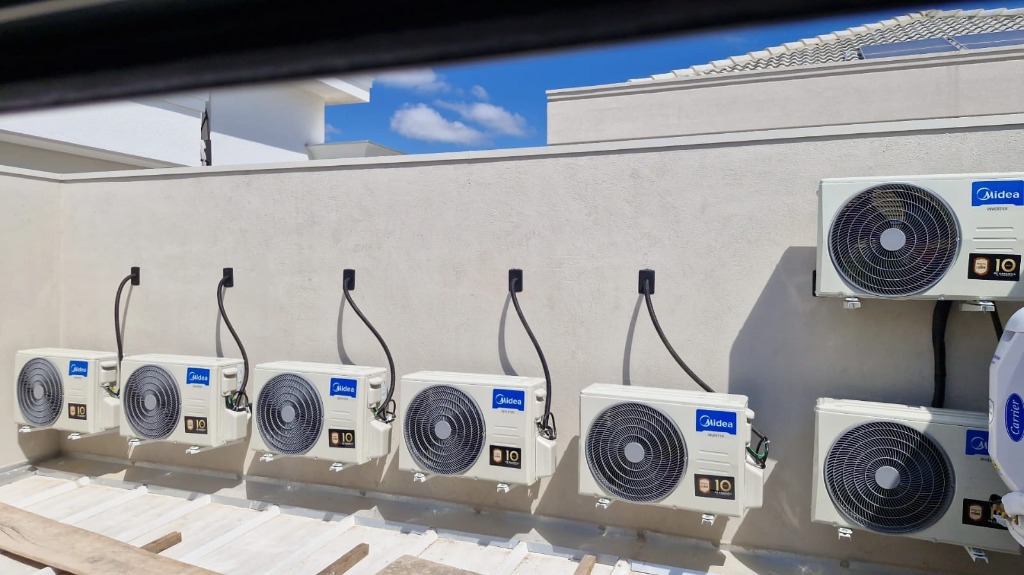 Instalação de ar condicionados split Midea